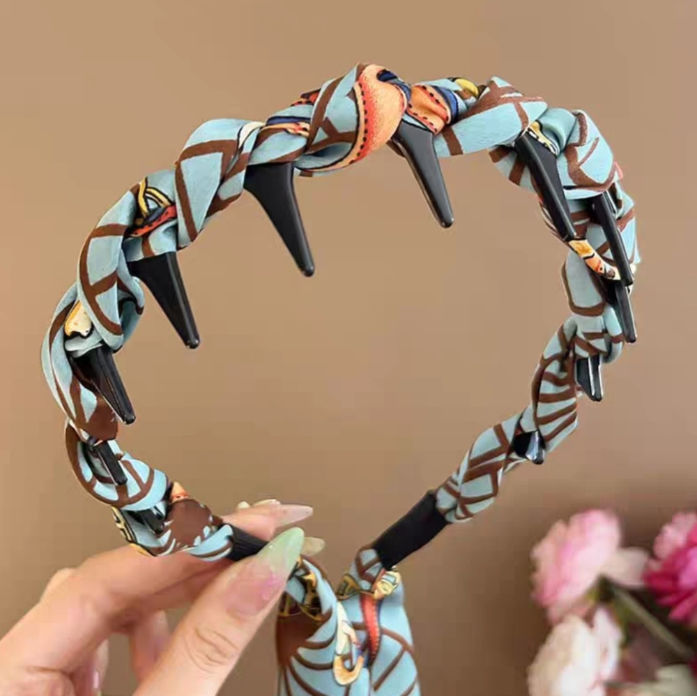 Stylish Blue Patterned Headband